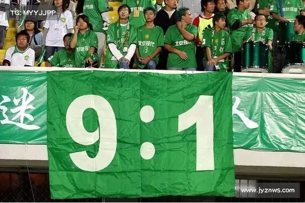 六名国安国脚今晨归京 下午全队拍摄团体合影庆祝归来 六名国安国脚今晨归京 下午全队拍摄团体合影庆祝归来