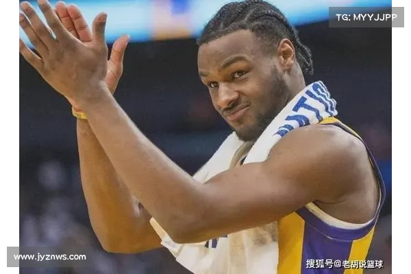 詹皇复出两战防守效率联盟倒数第二！正负值逊于儿子布朗尼 40 岁仍难掩质疑声